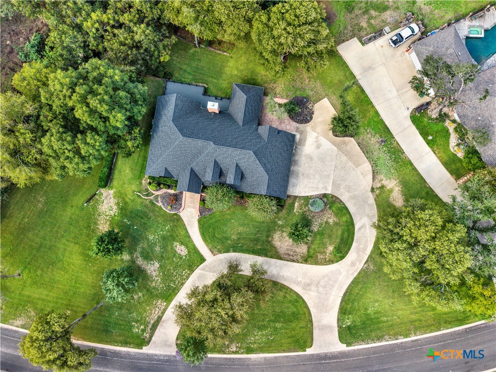 main property photo 7