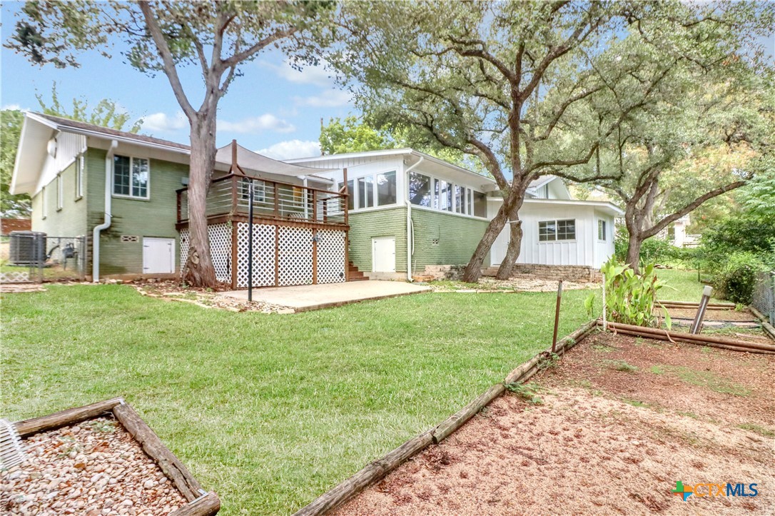 main property photo 20
