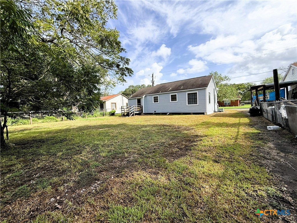 main property photo 17