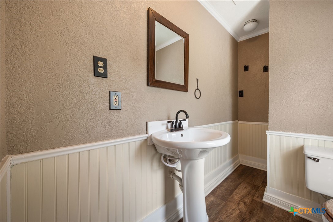 main property photo 18