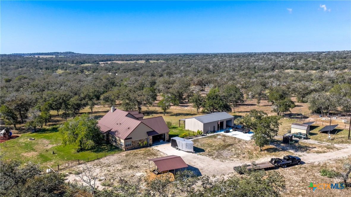 main property photo 11