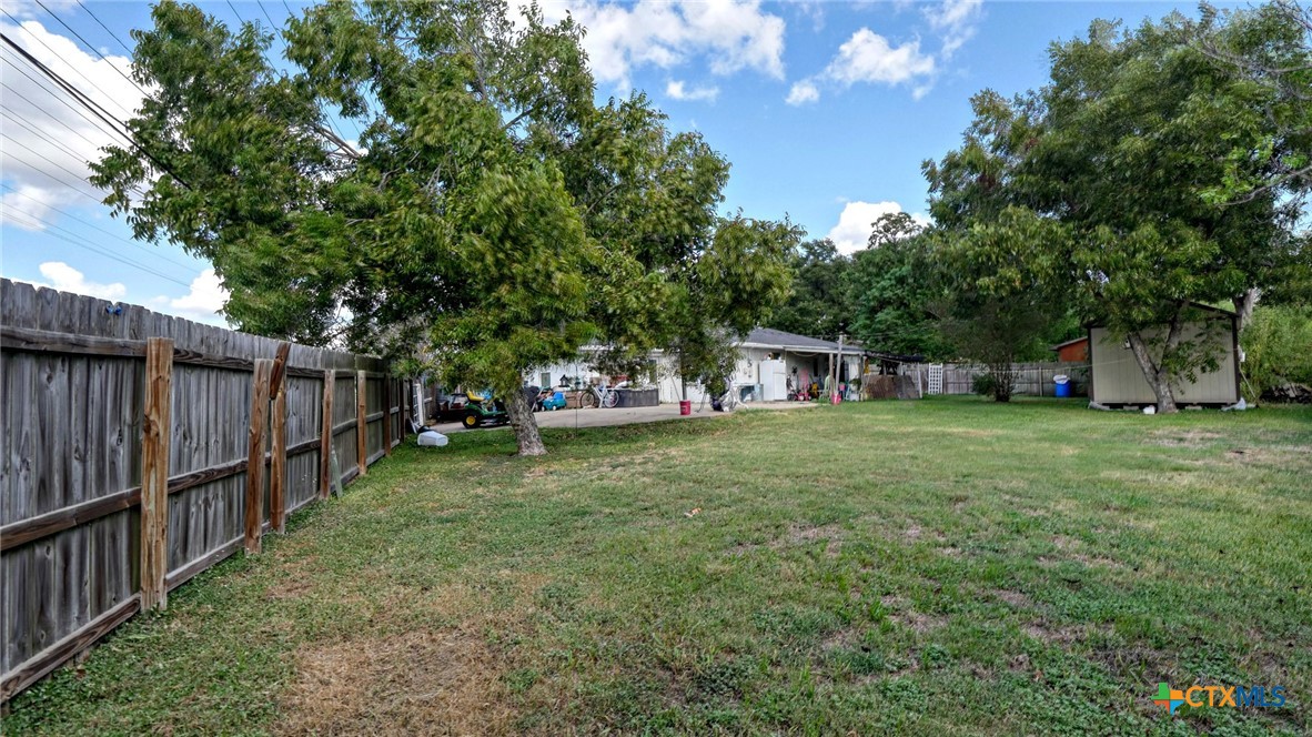 main property photo 17