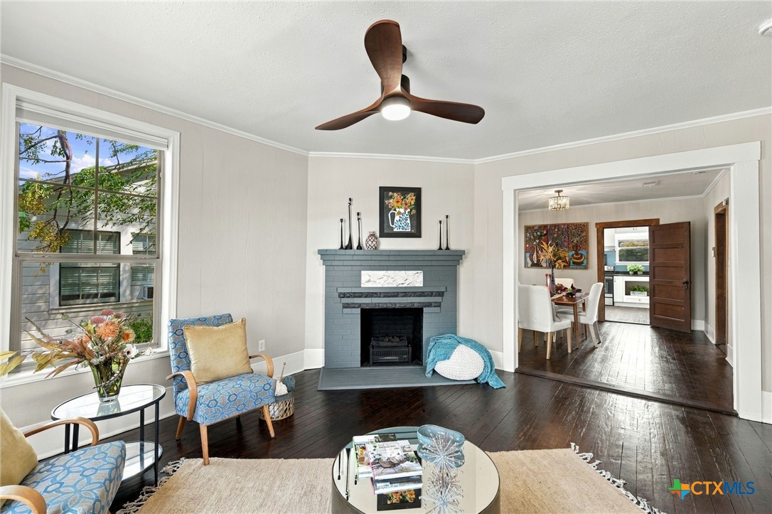 main property photo 4