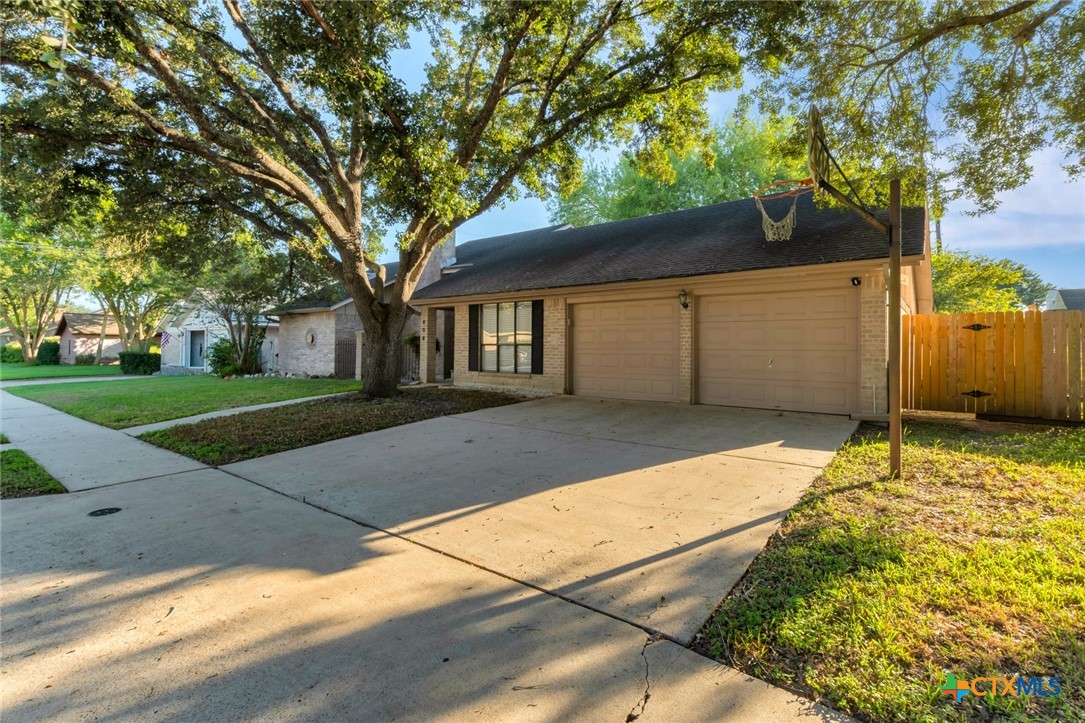 main property photo 31