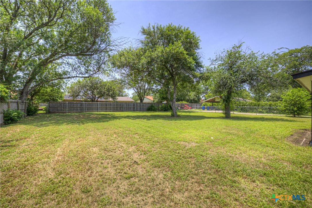 main property photo 29