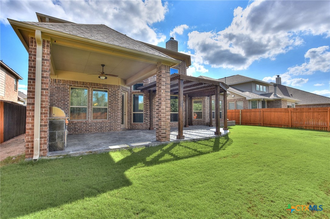 main property photo 42
