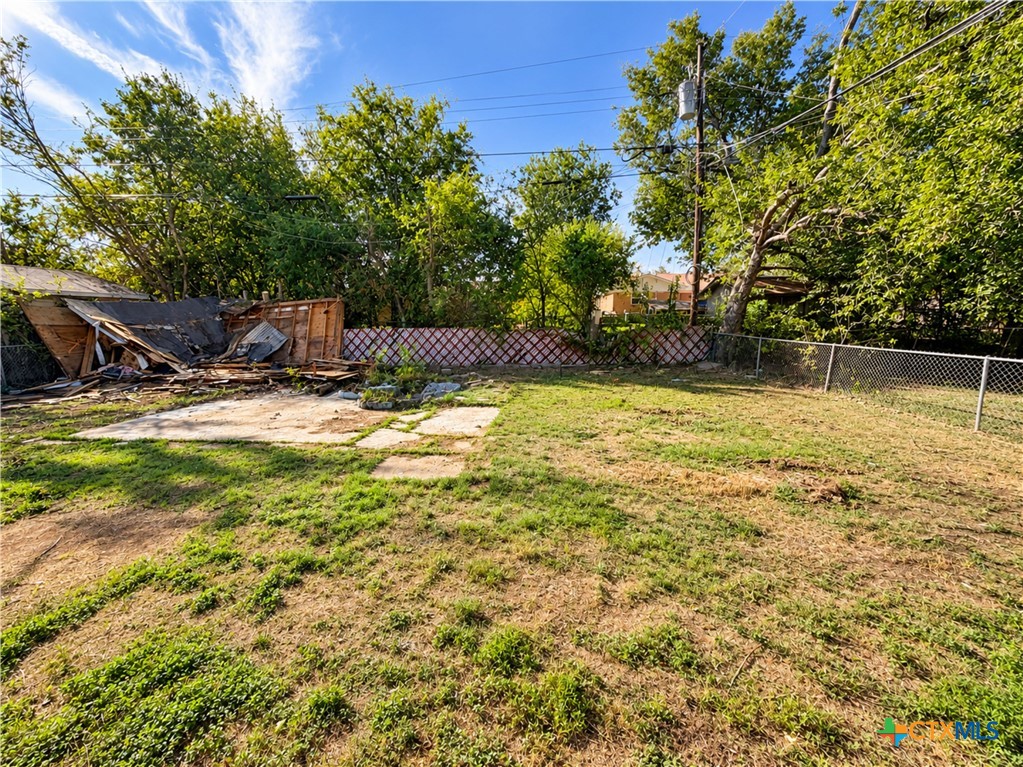 main property photo 12