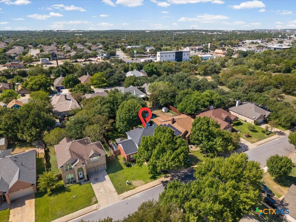 main property photo 32