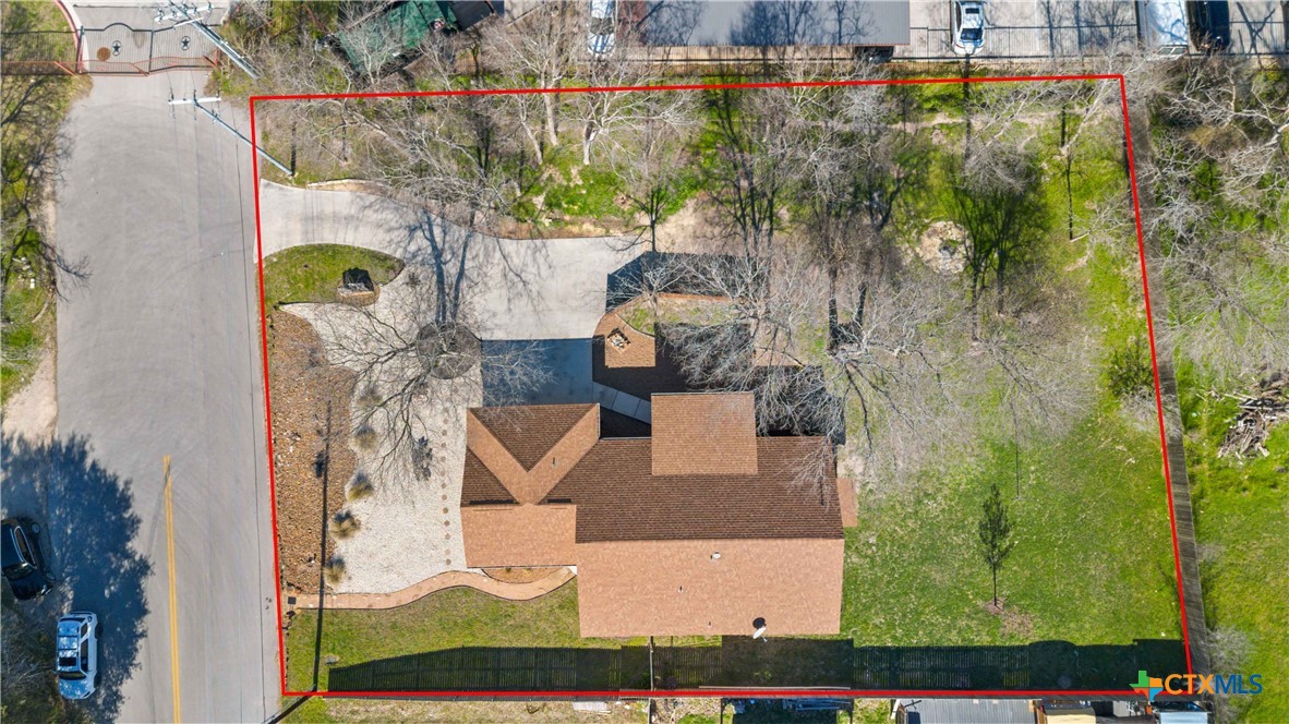 main property photo 17