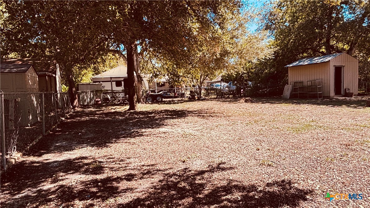 main property photo 35