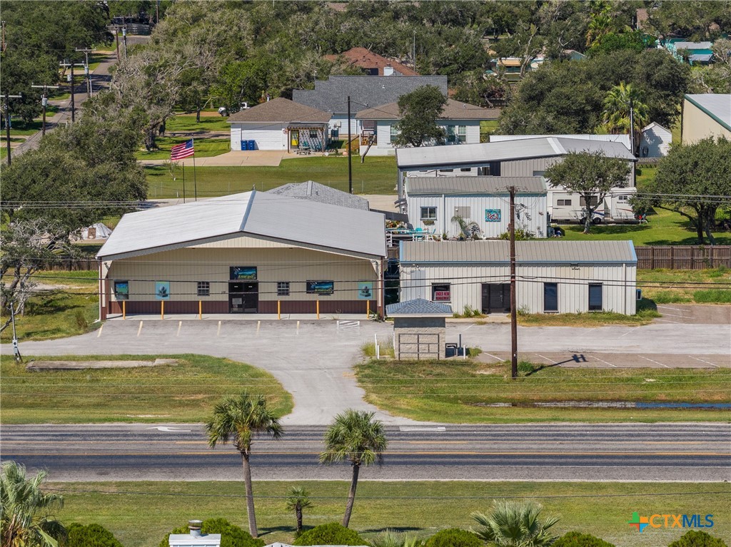main property photo 41