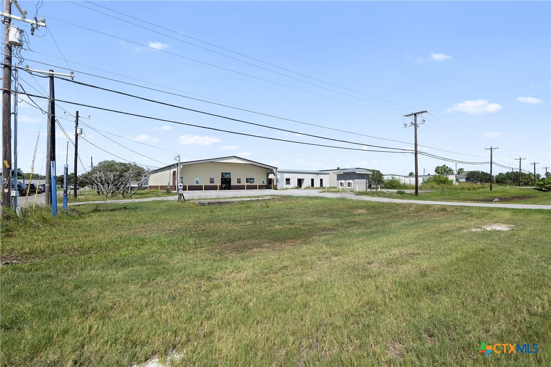 main property photo 7