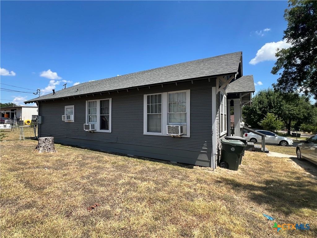 main property photo 10