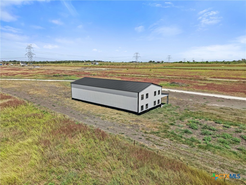 main property photo 27