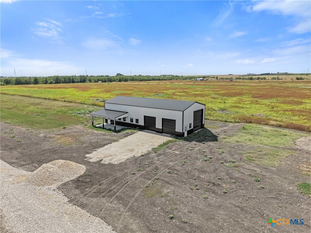 main property photo 29