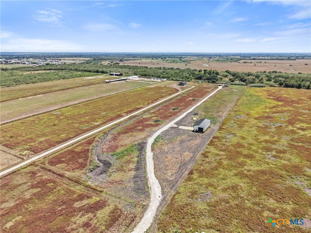 main property photo 31