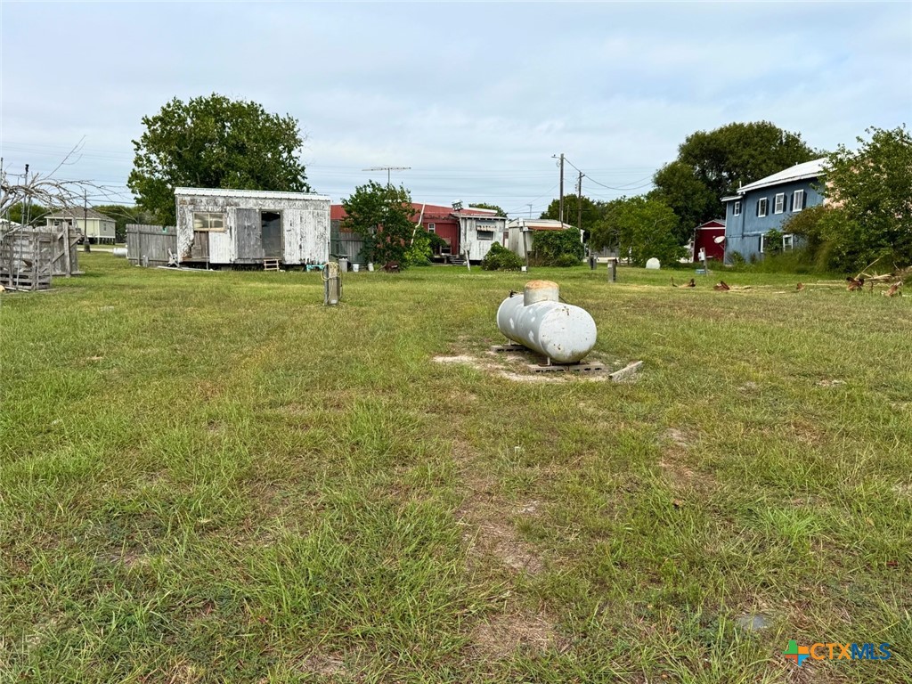 main property photo 17