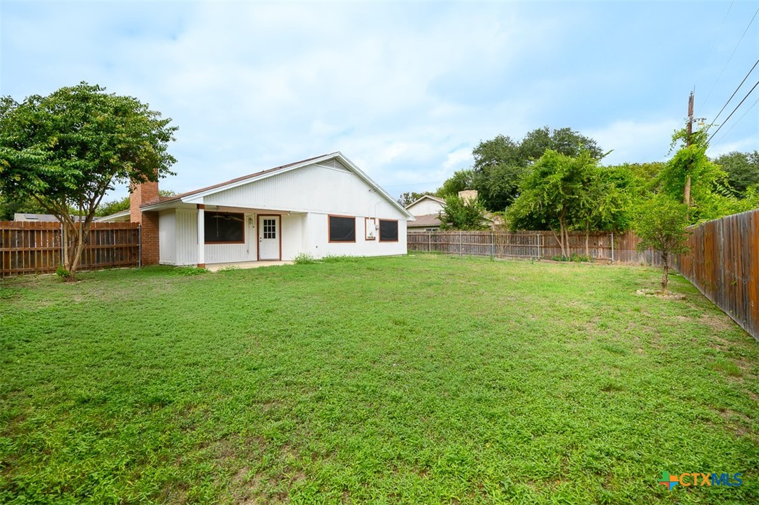 main property photo 3