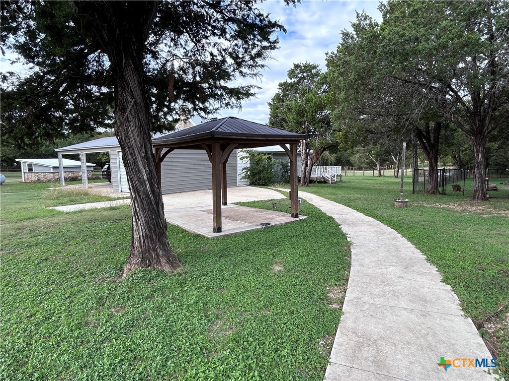 main property photo 37
