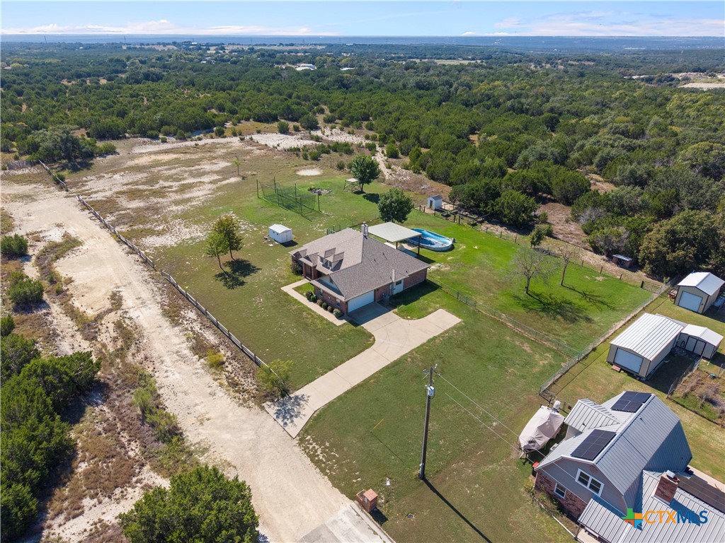main property photo 37