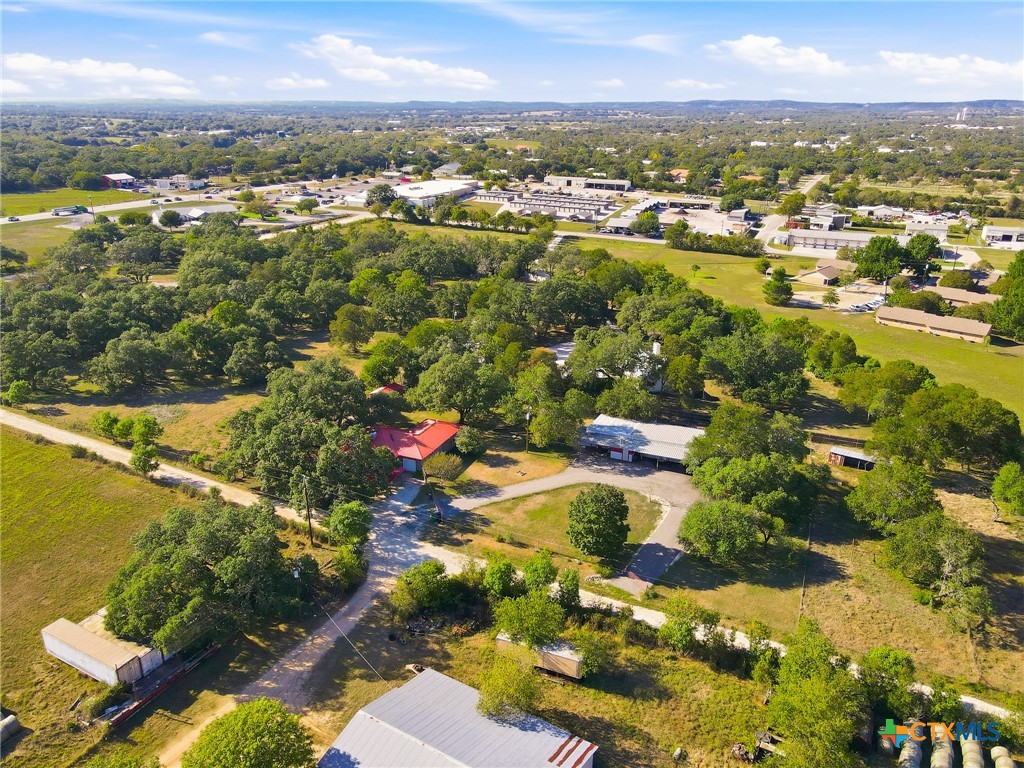 main property photo 40