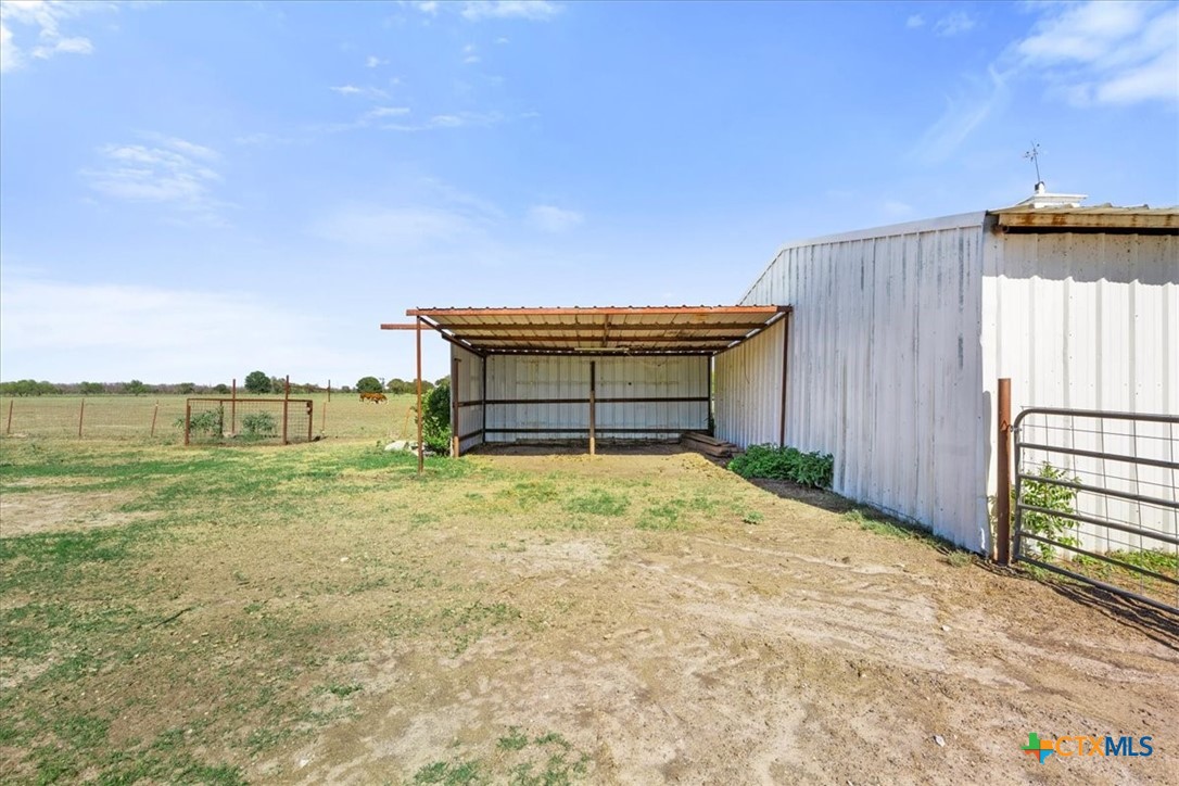 main property photo 34