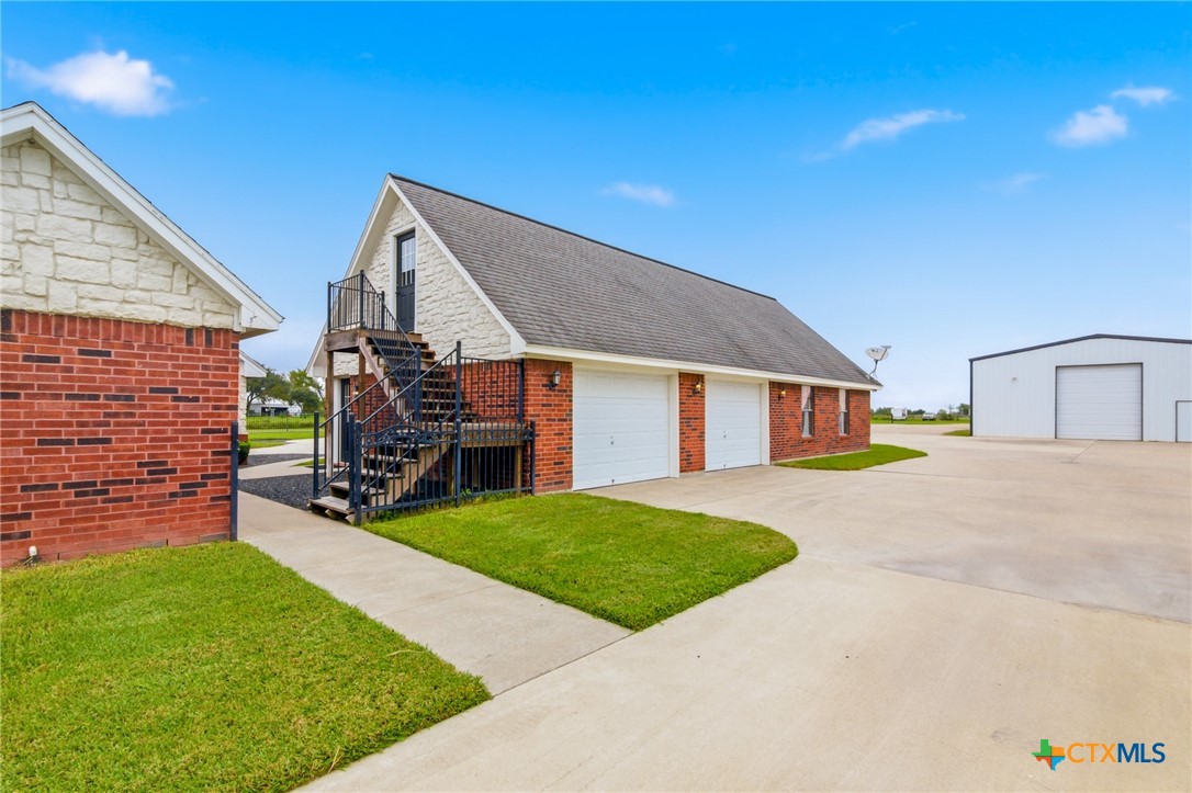 main property photo 34