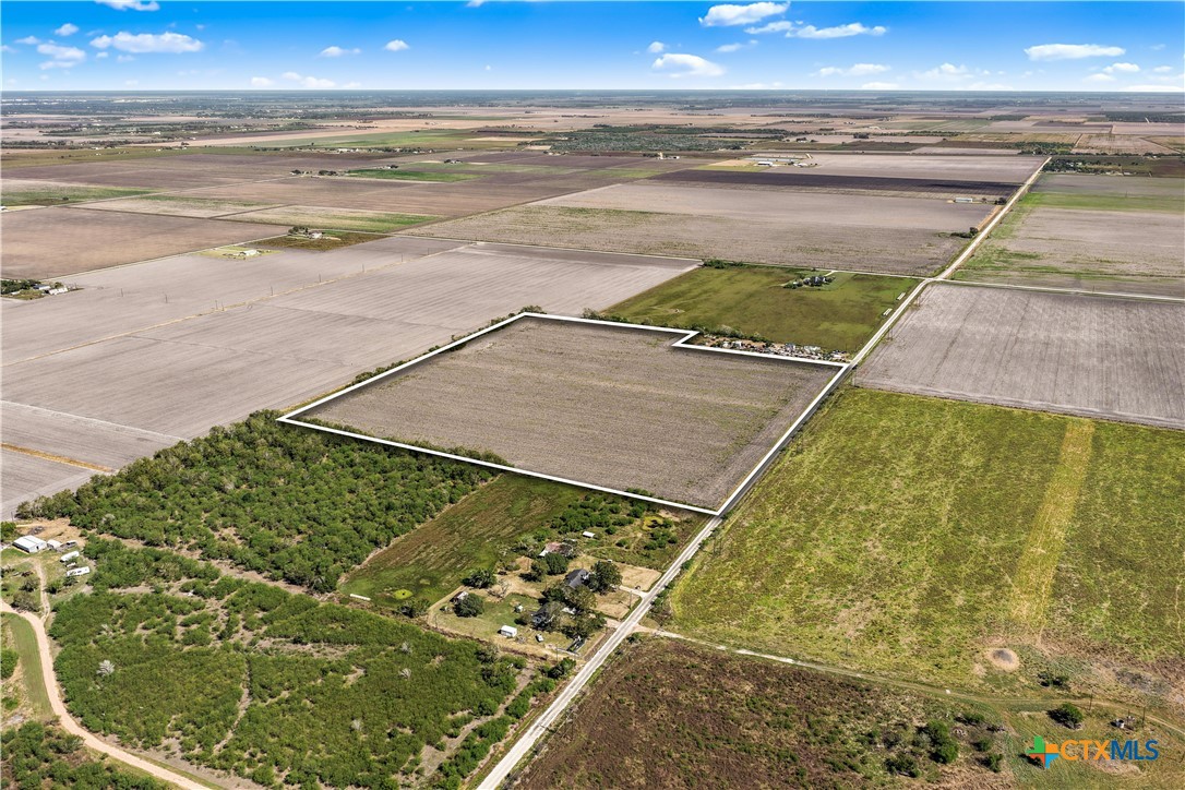 main property photo 10