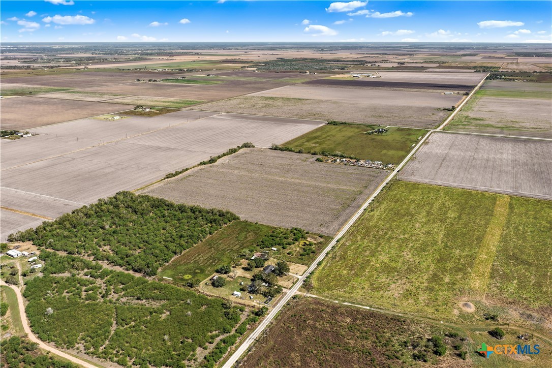 main property photo 11