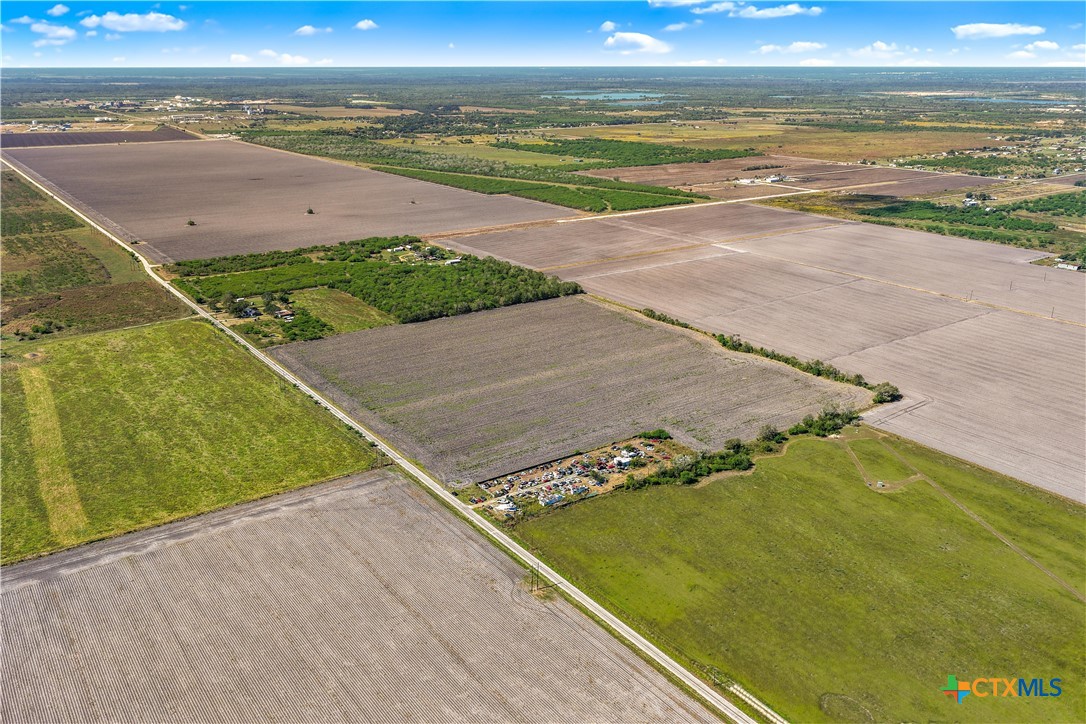 main property photo 13