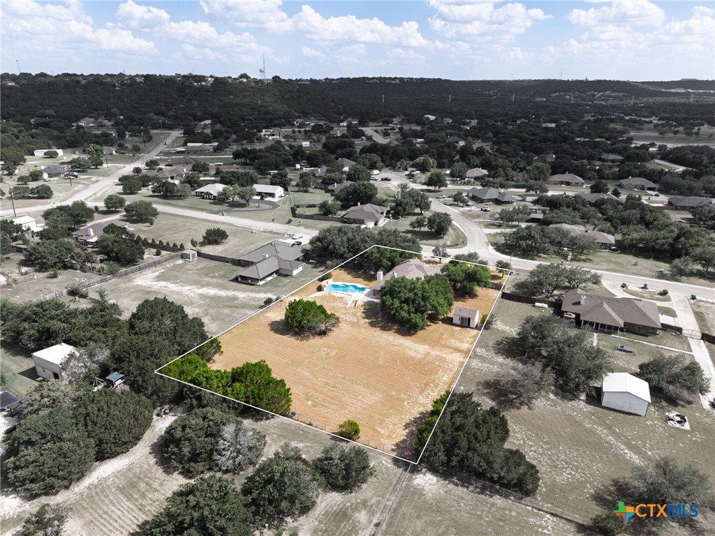 main property photo 41