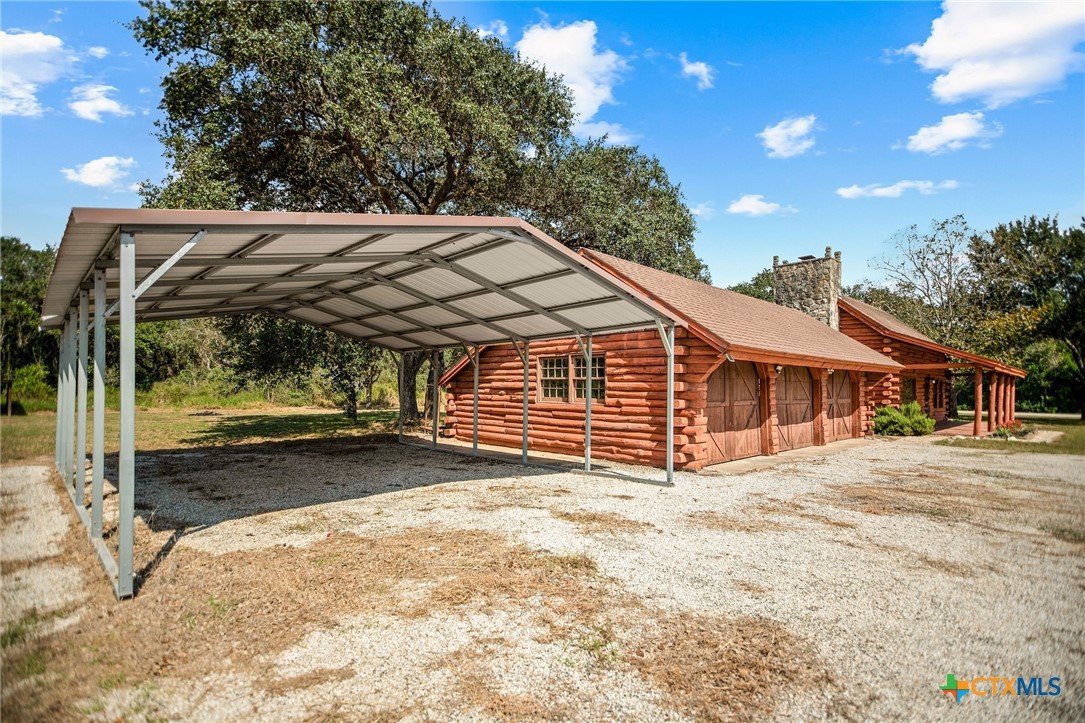 main property photo 6