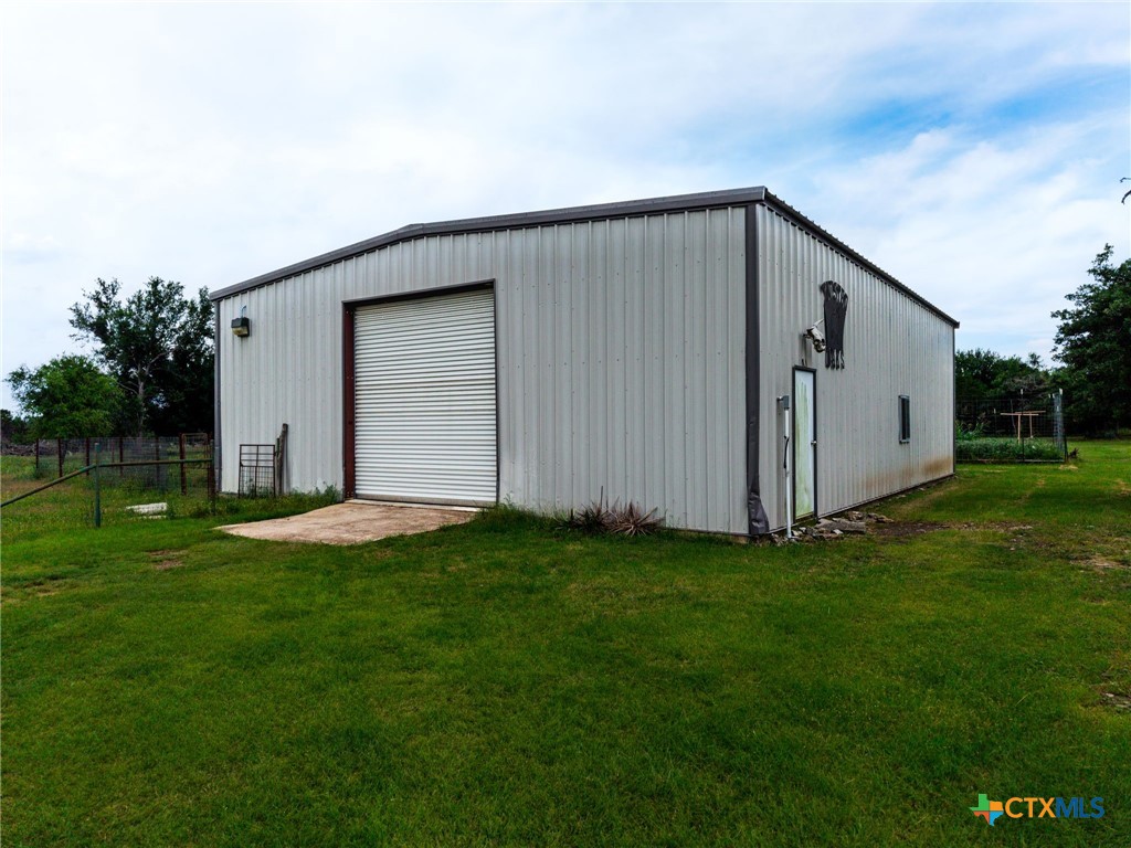 main property photo 9