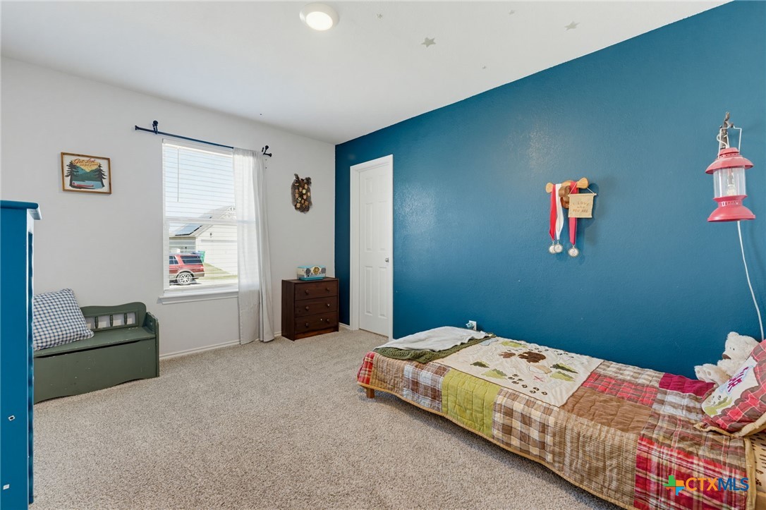 main property photo 11