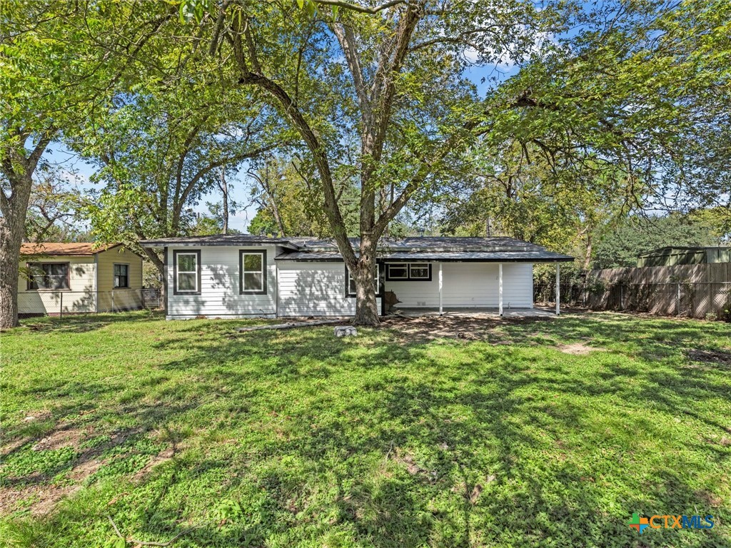 main property photo 22