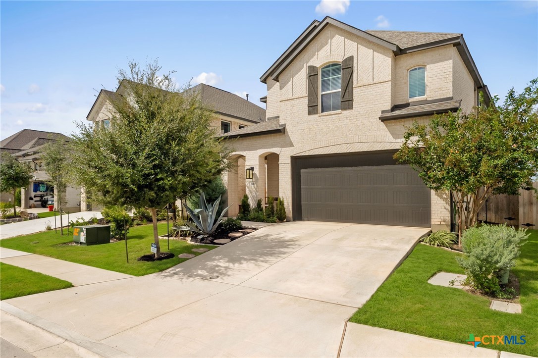 main property photo 0