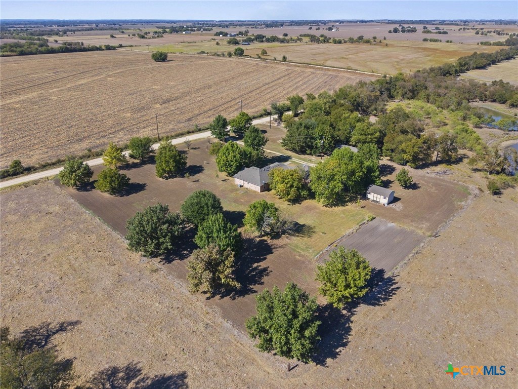 main property photo 31