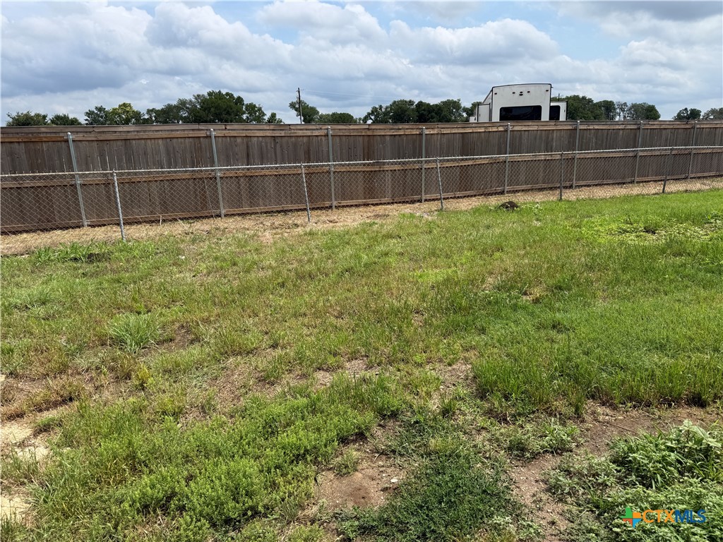 main property photo 34