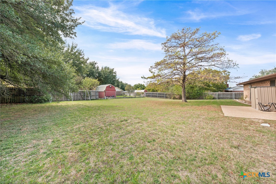 main property photo 29