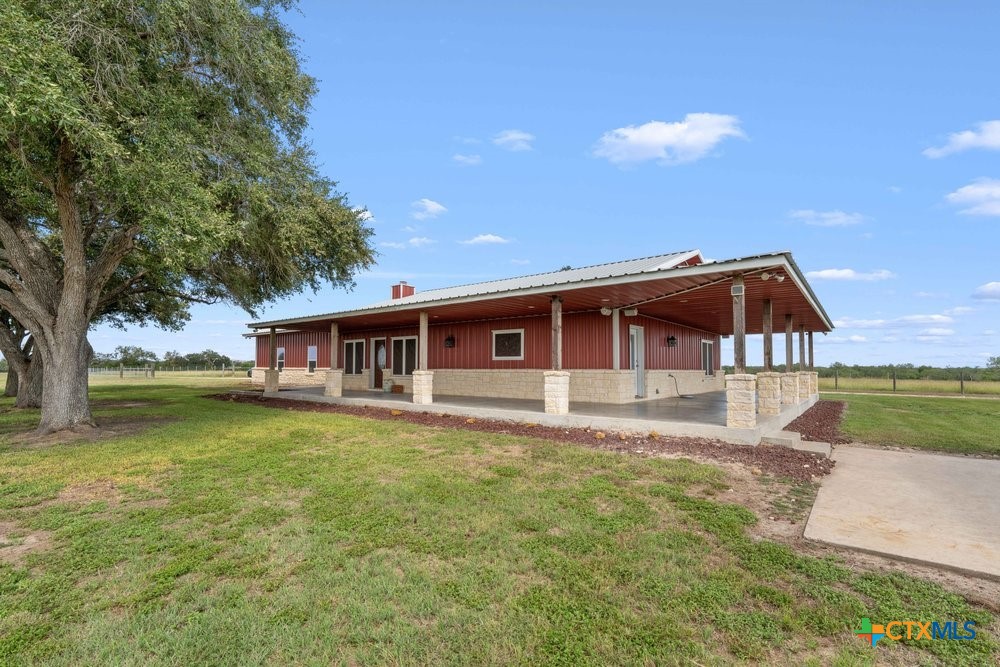 main property photo 4