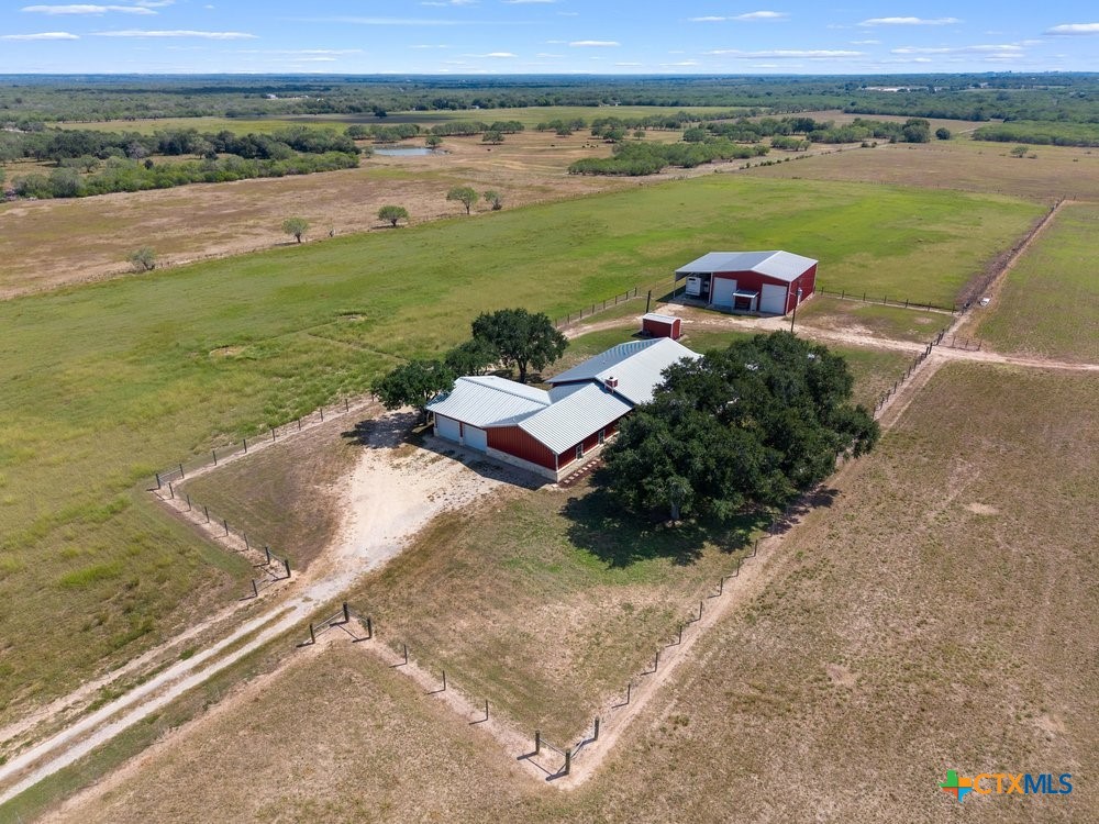 main property photo 40