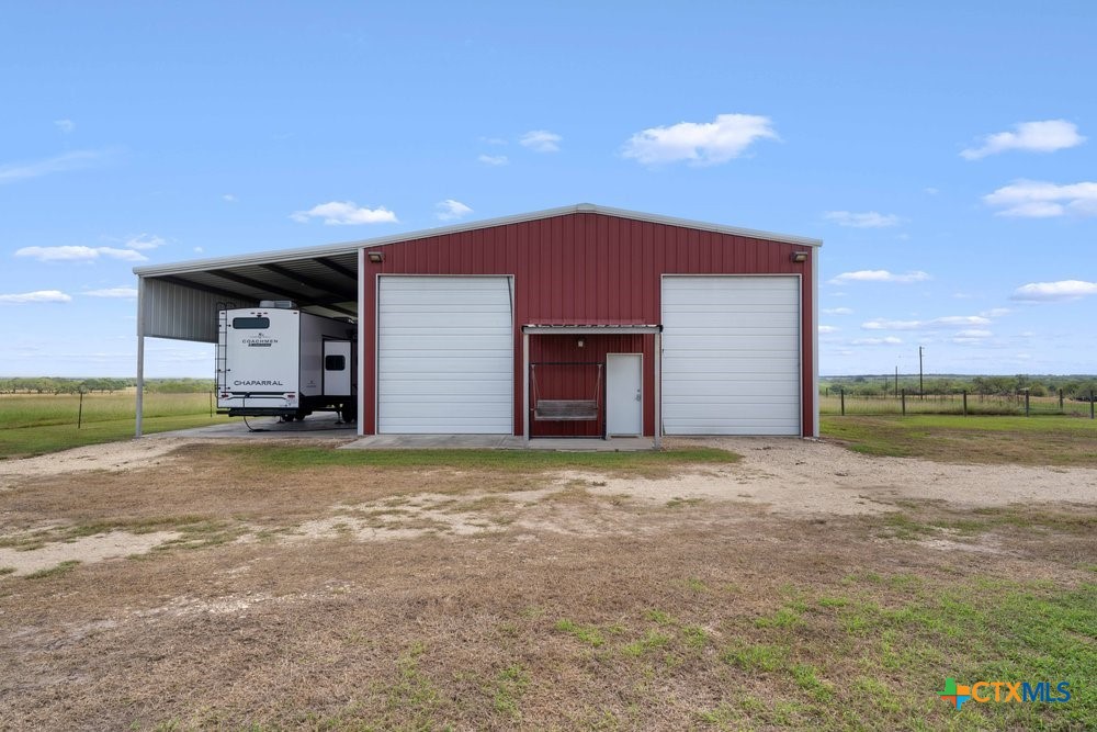 main property photo 41