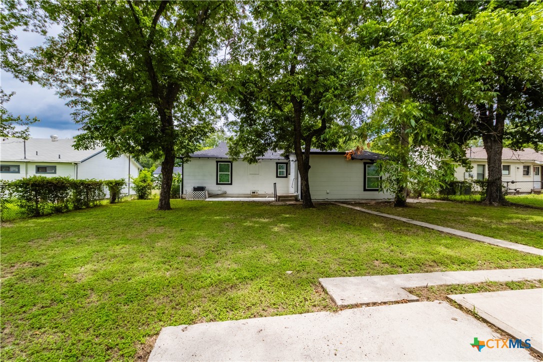 main property photo 18