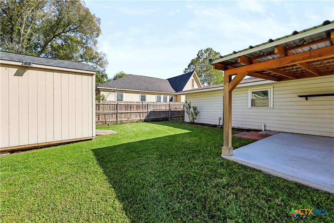 main property photo 27