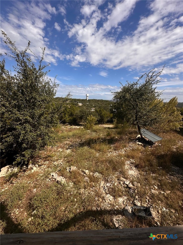 main property photo 16