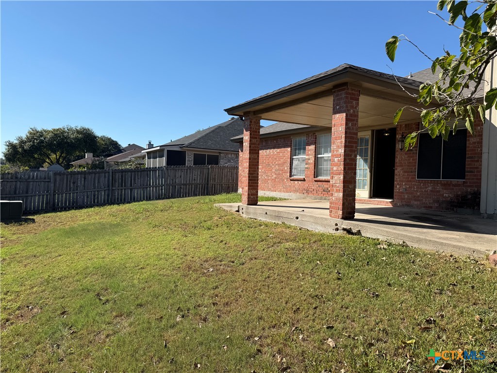 main property photo 30