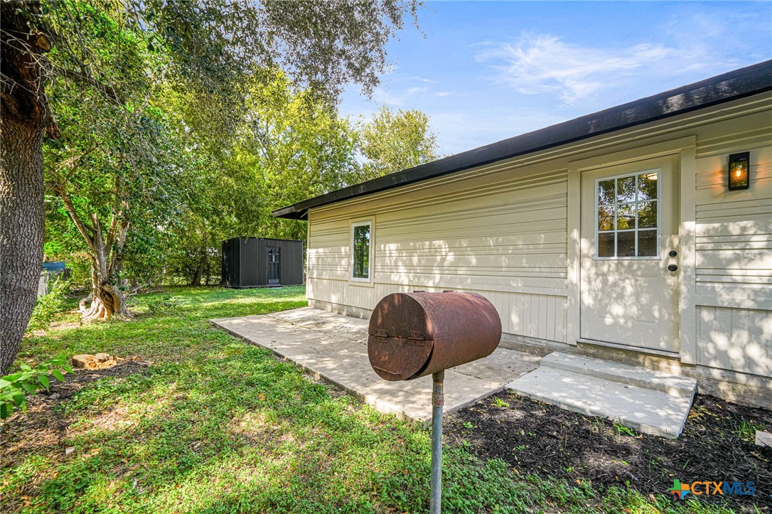 main property photo 17