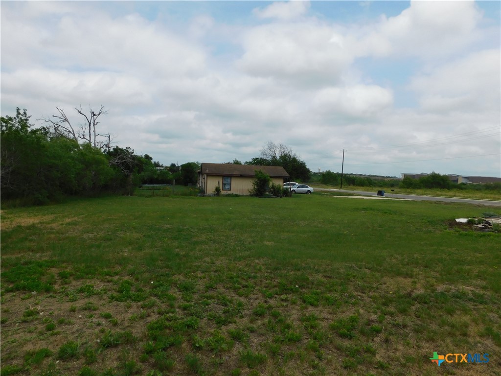 main property photo 13