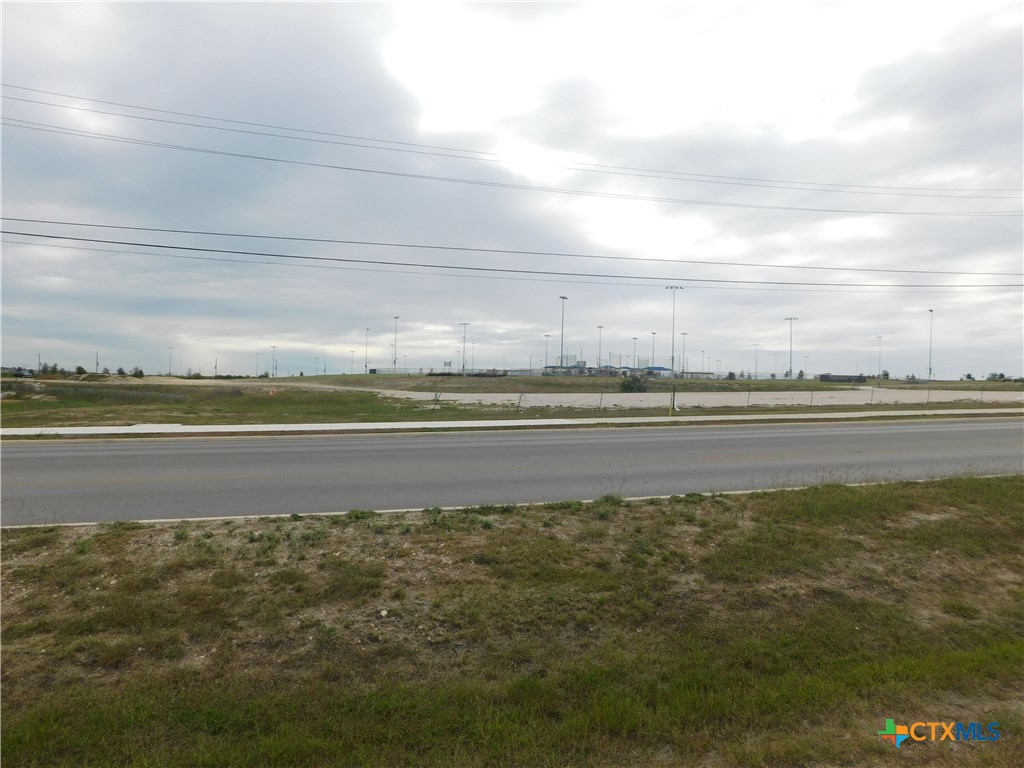 main property photo 16