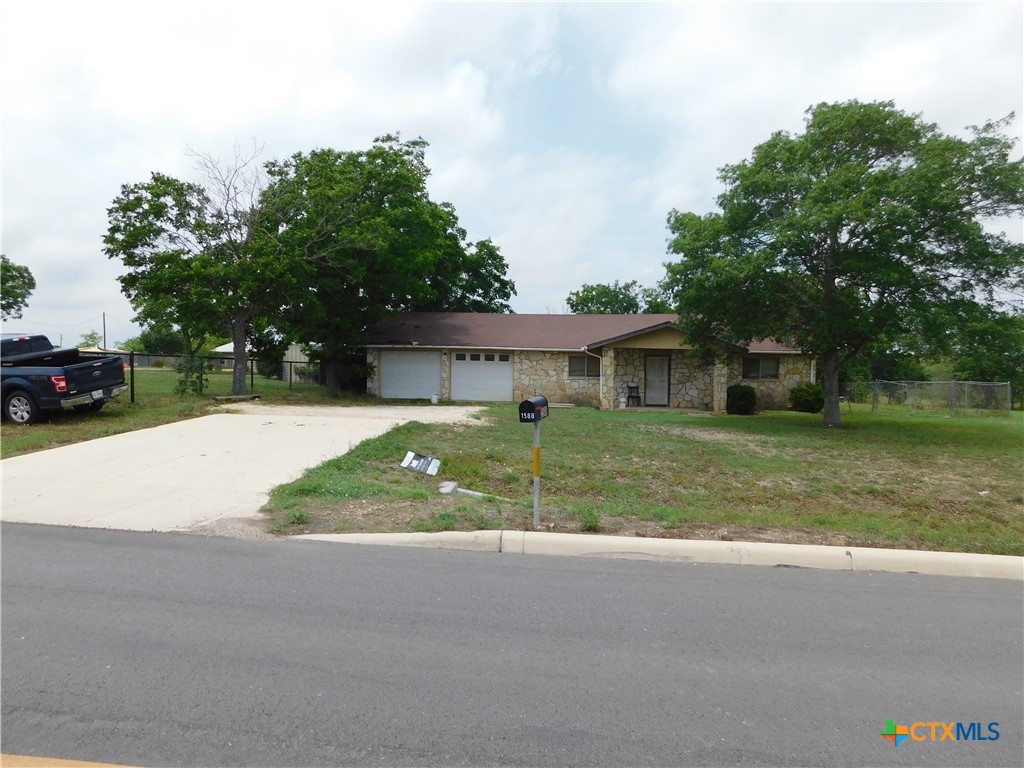 main property photo 8